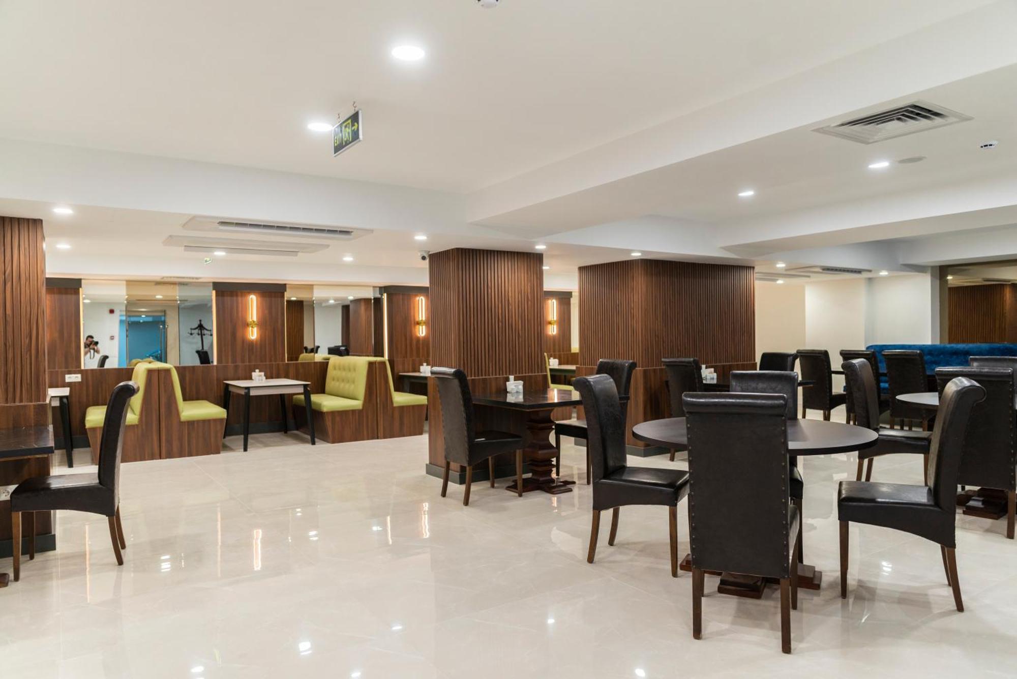 Era Palace Batumi באטומי מראה חיצוני תמונה