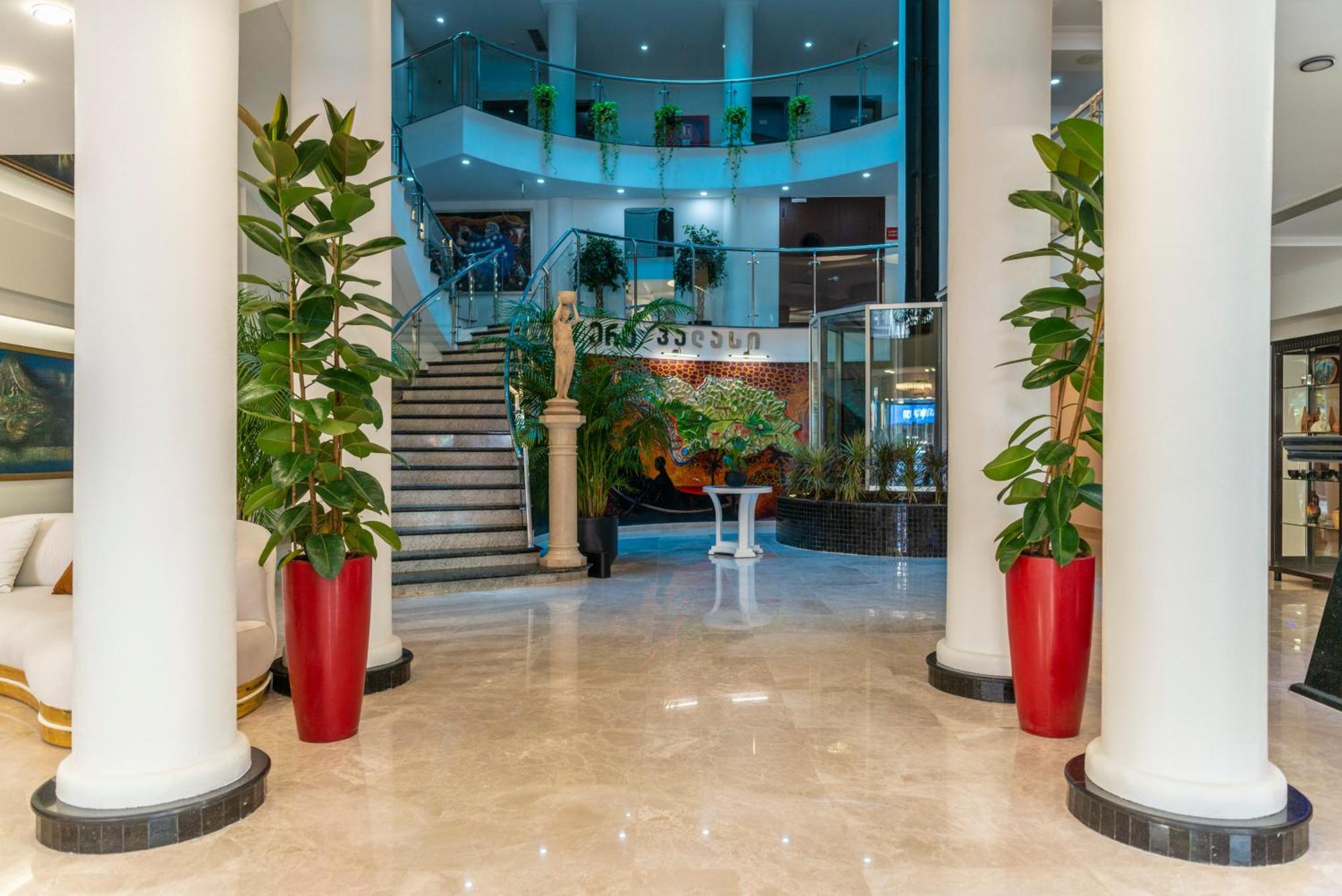 Era Palace Batumi באטומי מראה חיצוני תמונה